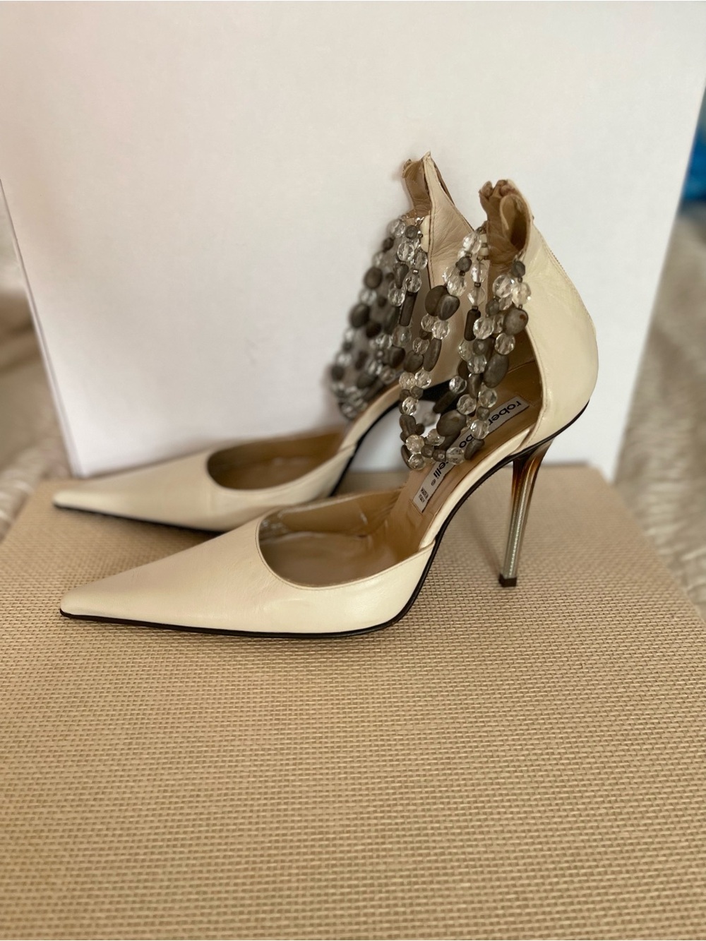 Roberto Botticelli Ivory Leather Beaded Stiletto Pumps EU 34.5 Fits EU 36